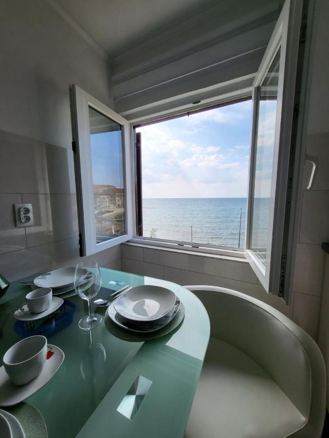 Apartman Dora With Sea View And Terrace Умаг Экстерьер фото
