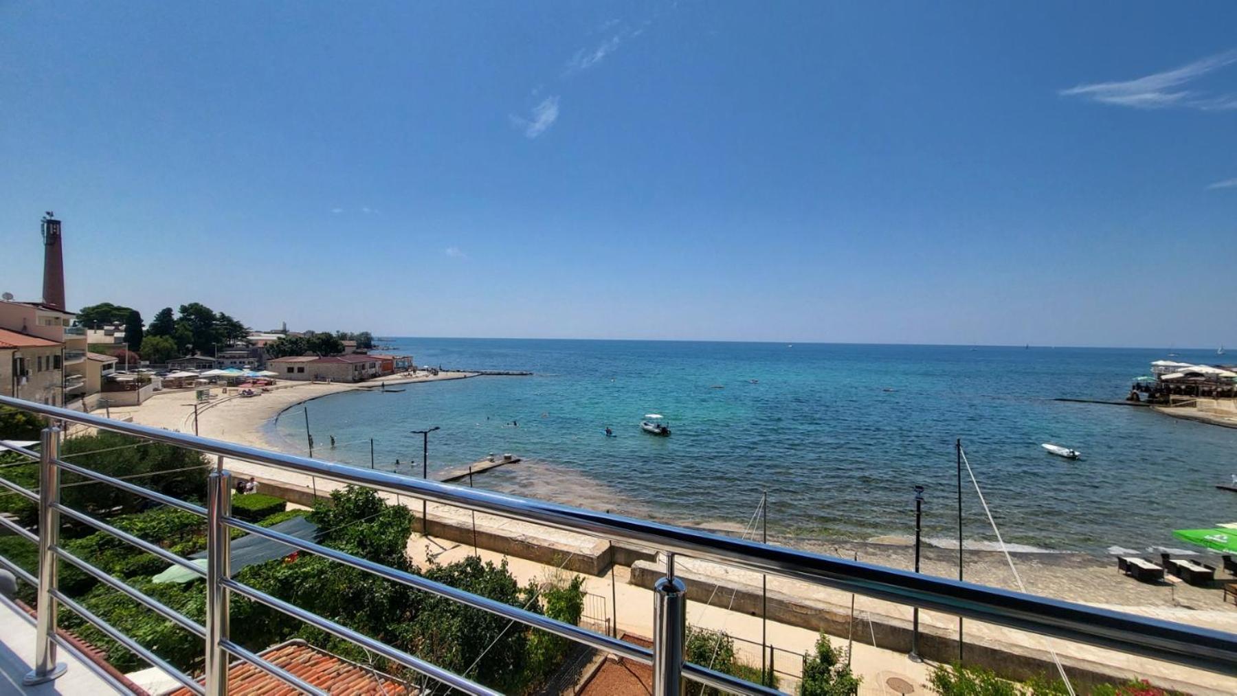 Apartman Dora With Sea View And Terrace Умаг Экстерьер фото